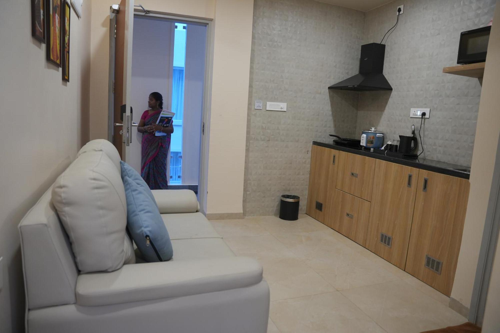 Kvp Golden Inn Tirupati Bagian luar foto