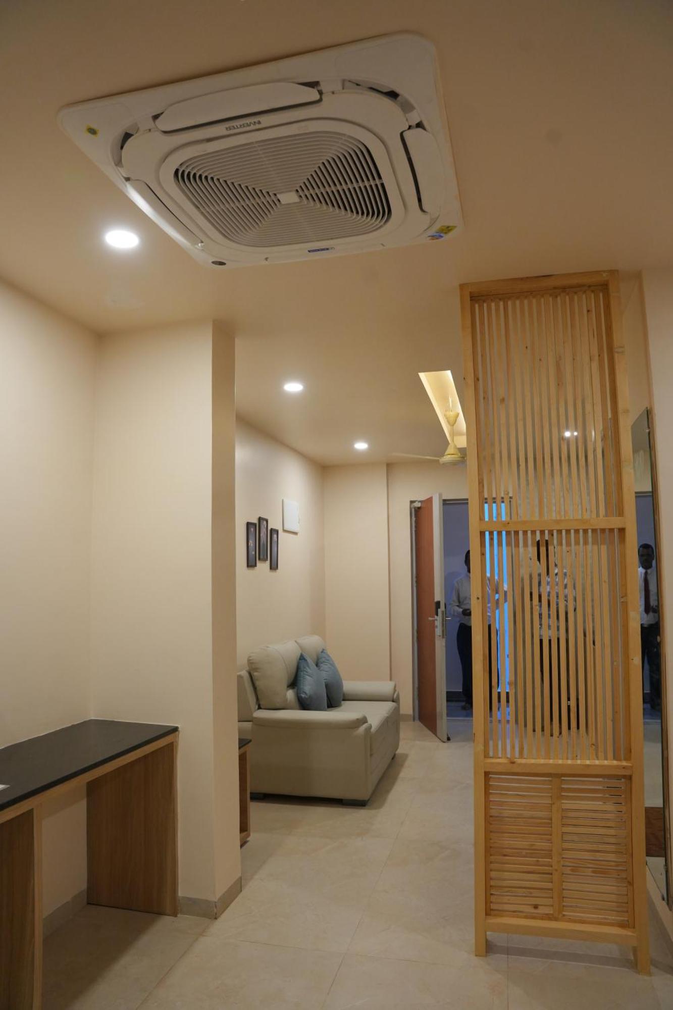 Kvp Golden Inn Tirupati Bagian luar foto