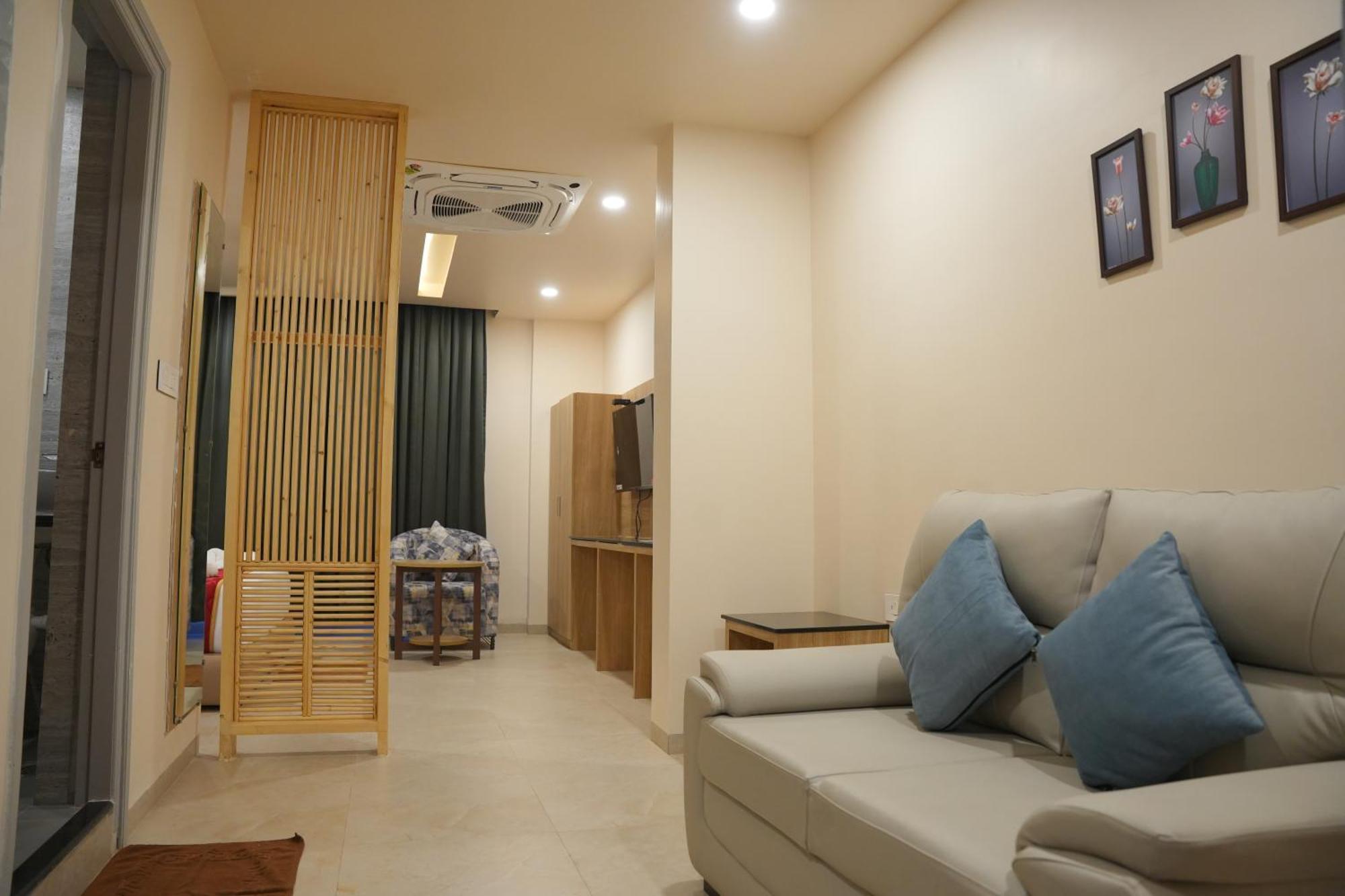 Kvp Golden Inn Tirupati Bagian luar foto