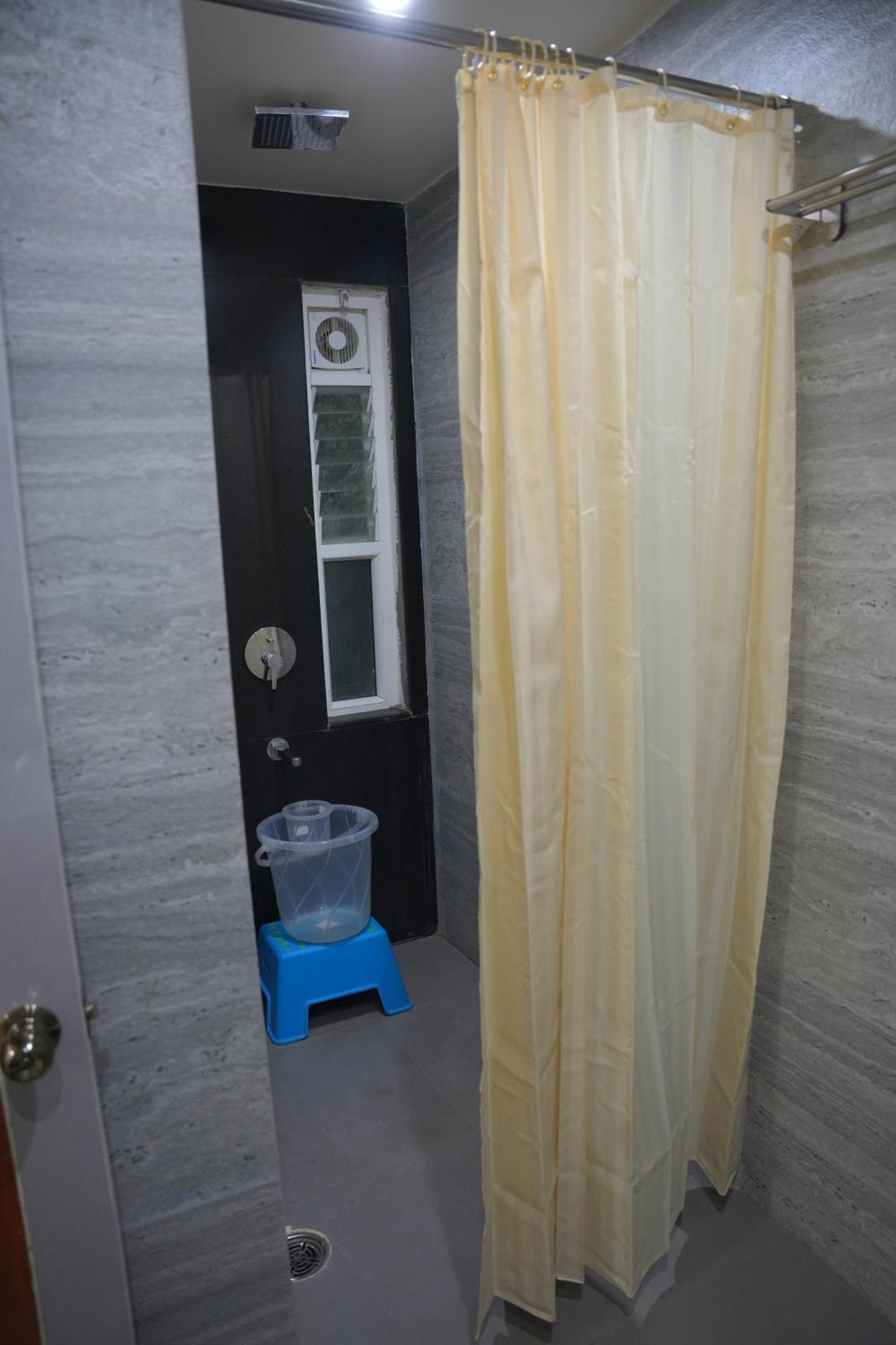 Kvp Golden Inn Tirupati Bagian luar foto